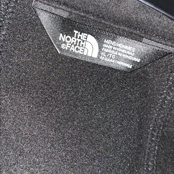 New north face jacket - Picture 4 of 5